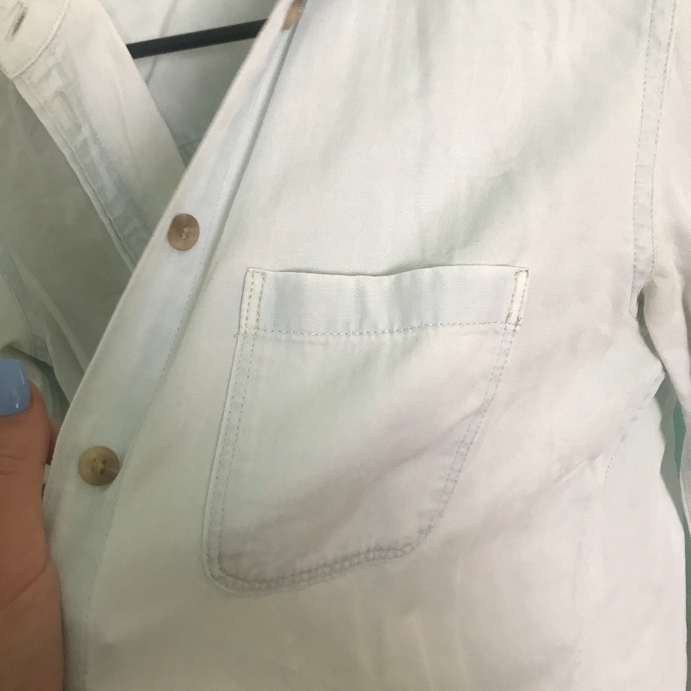 American Eagle button down - Picture 3 of 4